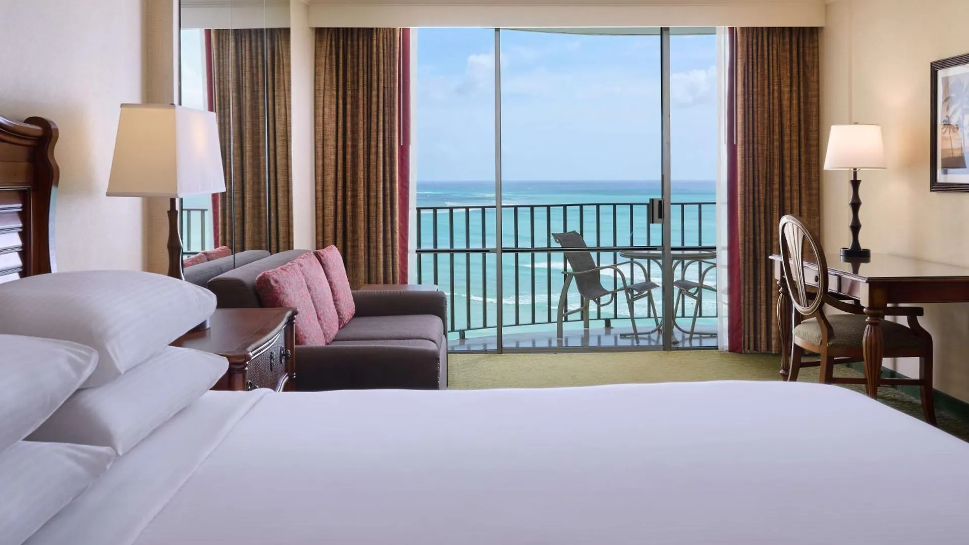 הונולולו Outrigger Waikiki Beach Resort 4*,
