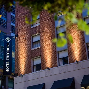 Hotel Theodore ****